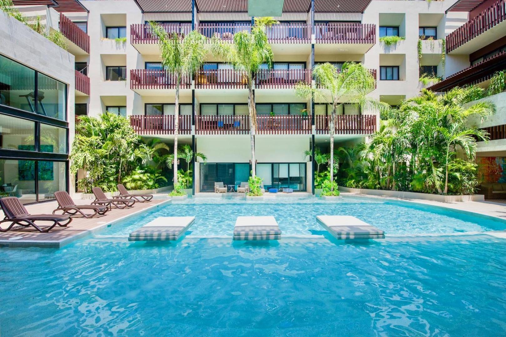 Beautiful Location, Large Pool And Fast 150mg Wifi Apartamento *
